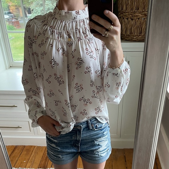 Loft garden shirred ruffle blouse. - Picture 3 of 13